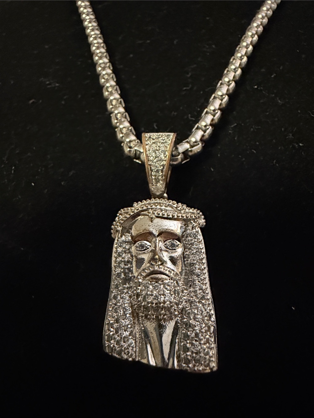 Men's Silver-Tone Jesus Head Pendant Necklace - Polished Silver Finish